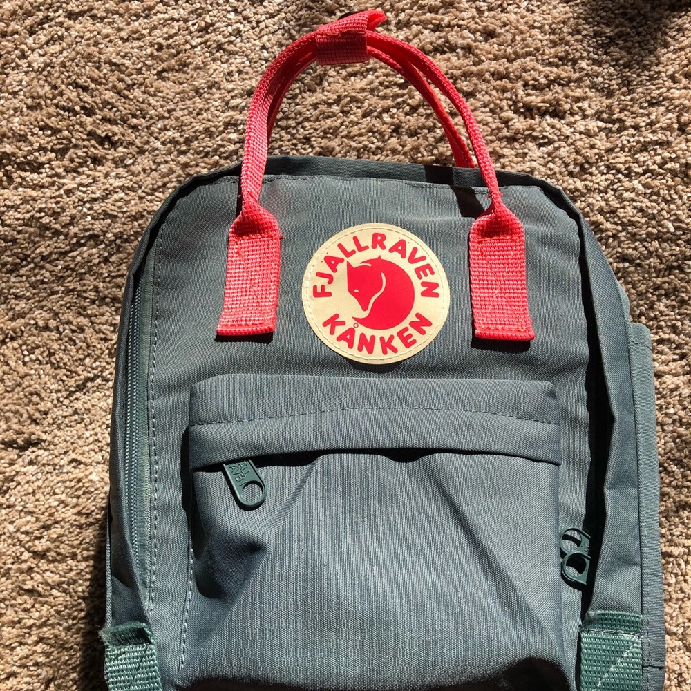 Mini Fjallraven Kanken Classic Bag